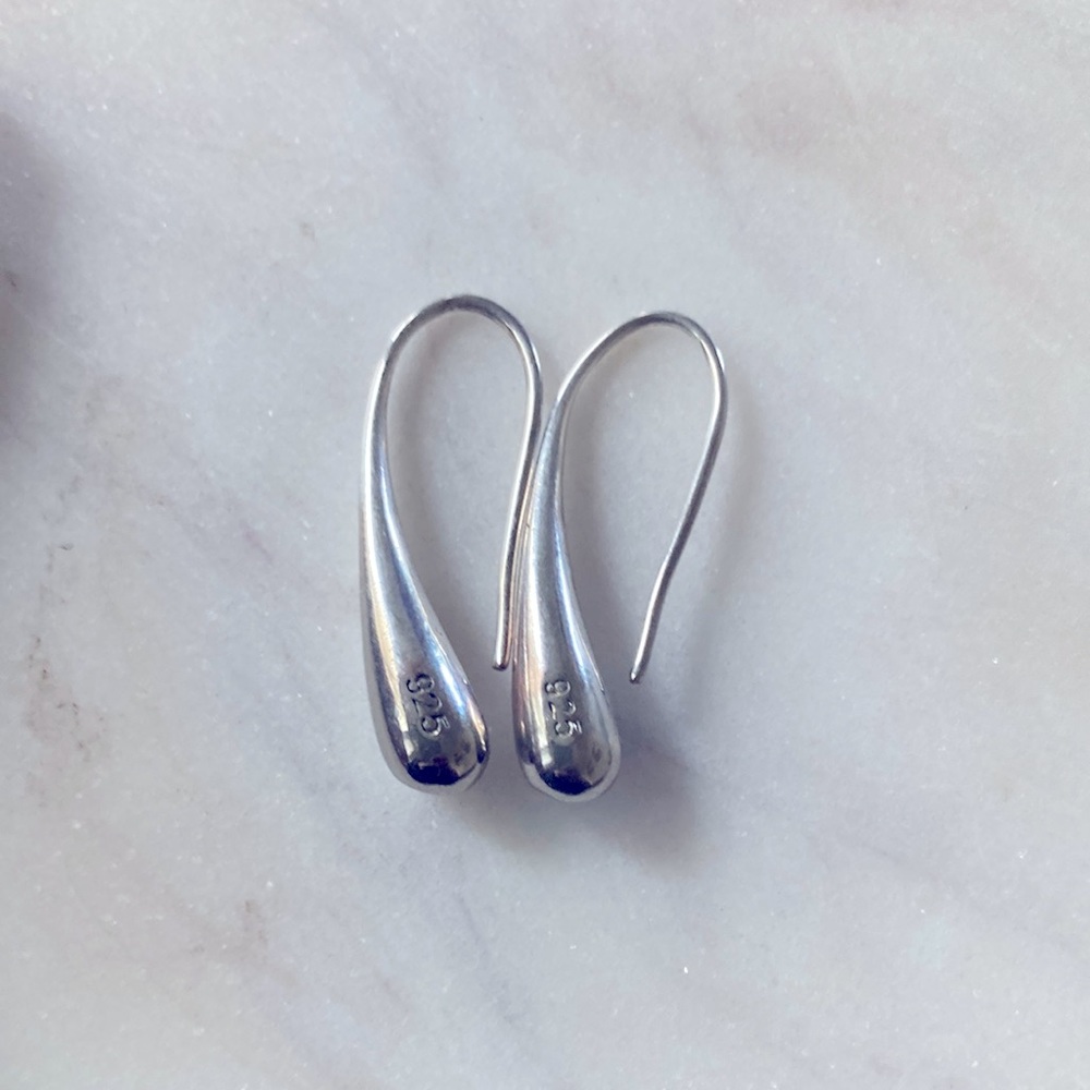 Solid Silver Tear Drop Earrings